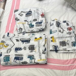 Perfect condition PB Kids Organic Jax Twin Sheets Set